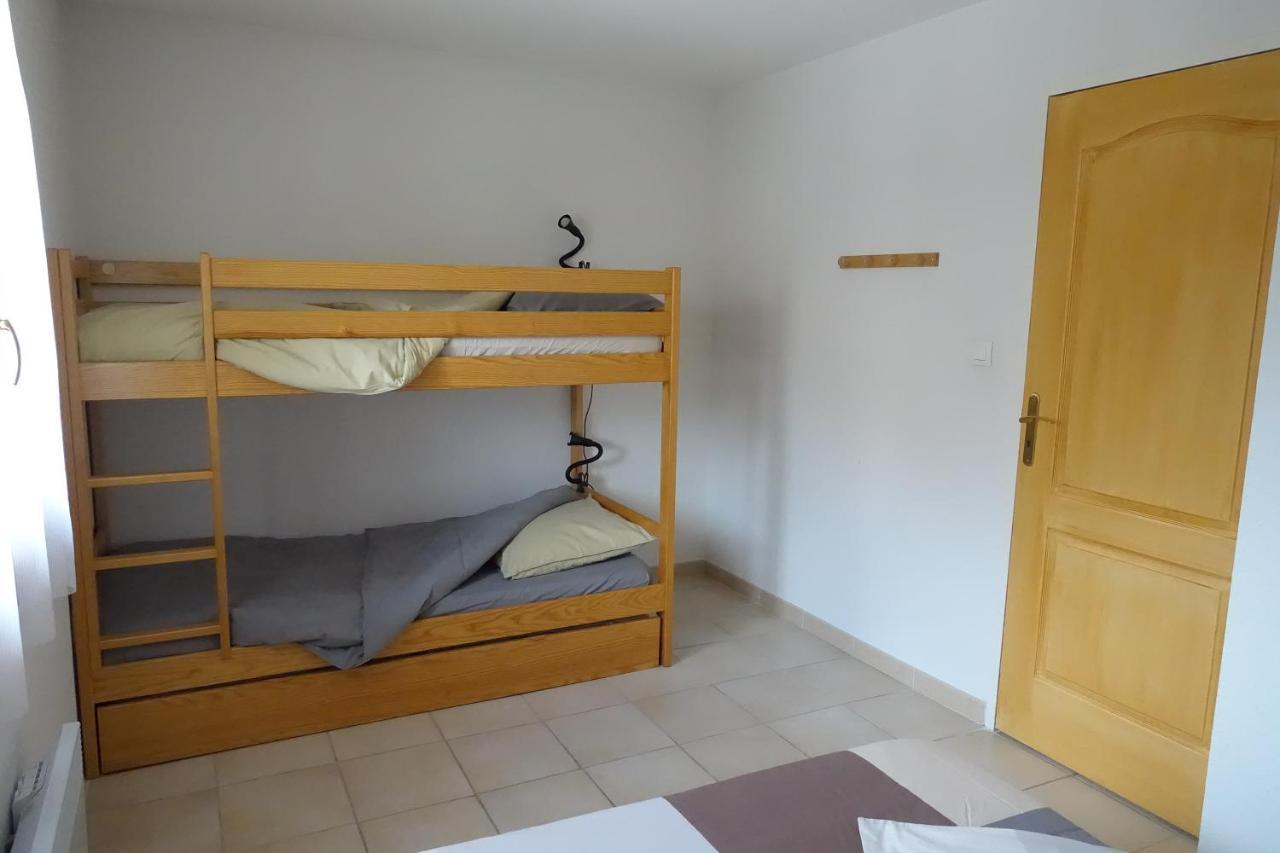 Apartamento T3 Au Plan D'Eau D'Embrun Avec Garage Et Terrasse Exterior foto