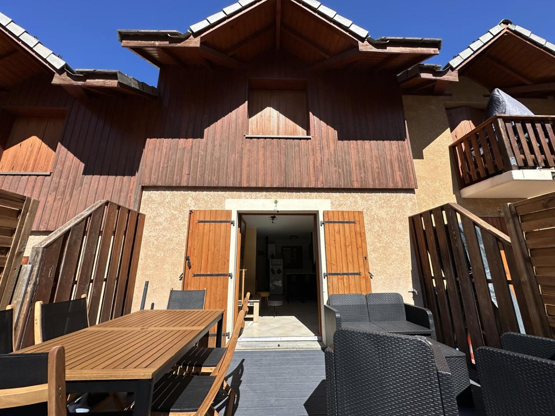 Apartamento T3 Au Plan D'Eau D'Embrun Avec Garage Et Terrasse Exterior foto